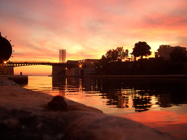 tramonto taranto