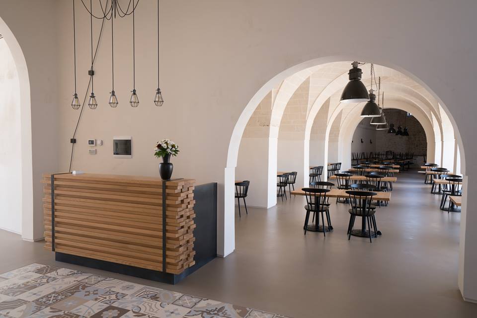 22519290_854475394731248_2900618617381861825_n